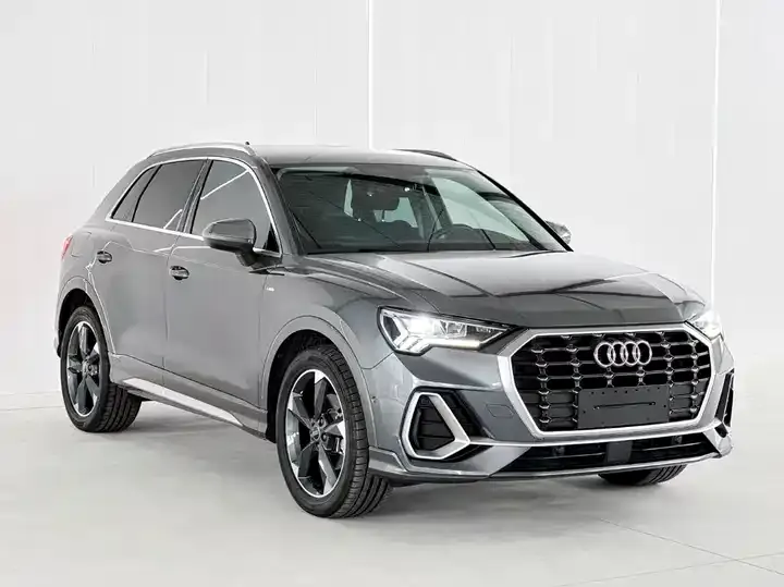 Audi Q3 2022 35 TFSI Fashion Dynamic - View 1