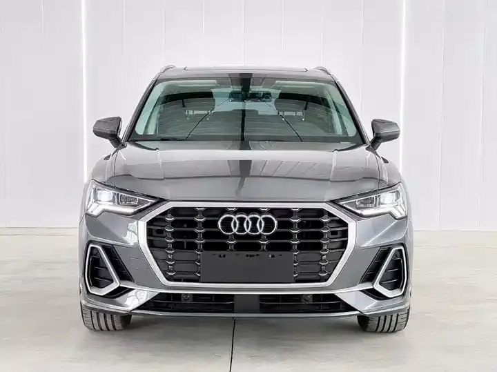 Audi Q3 2022 35 TFSI Fashion Dynamic 2