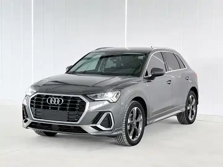 Audi Q3 2022 35 TFSI Fashion Dynamic 3