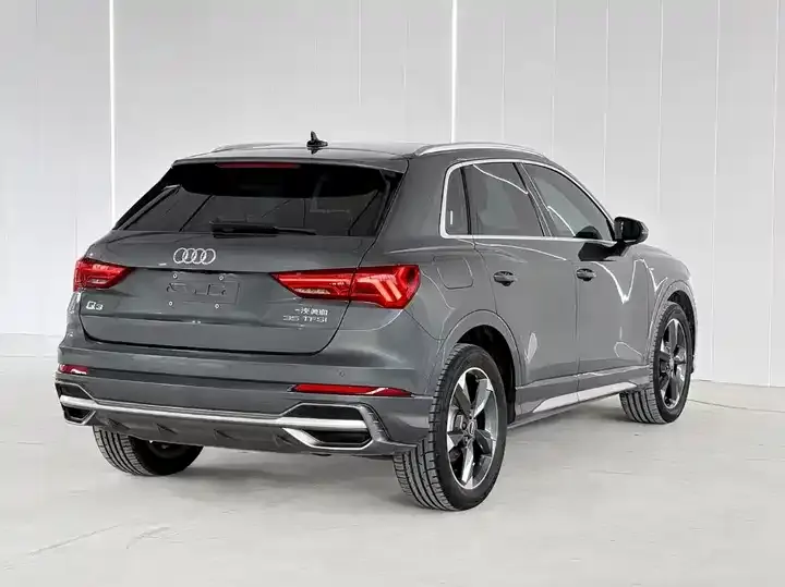 Audi Q3 2022 35 TFSI Fashion Dynamic 4