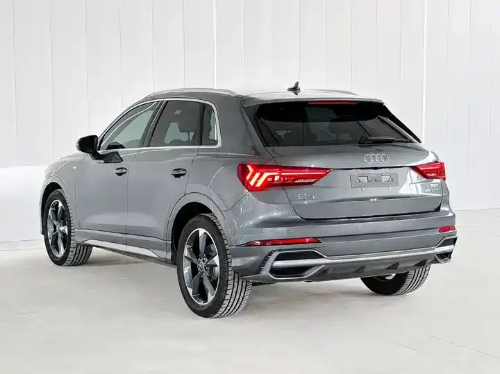 Audi Q3 2022 35 TFSI Fashion Dynamic 6