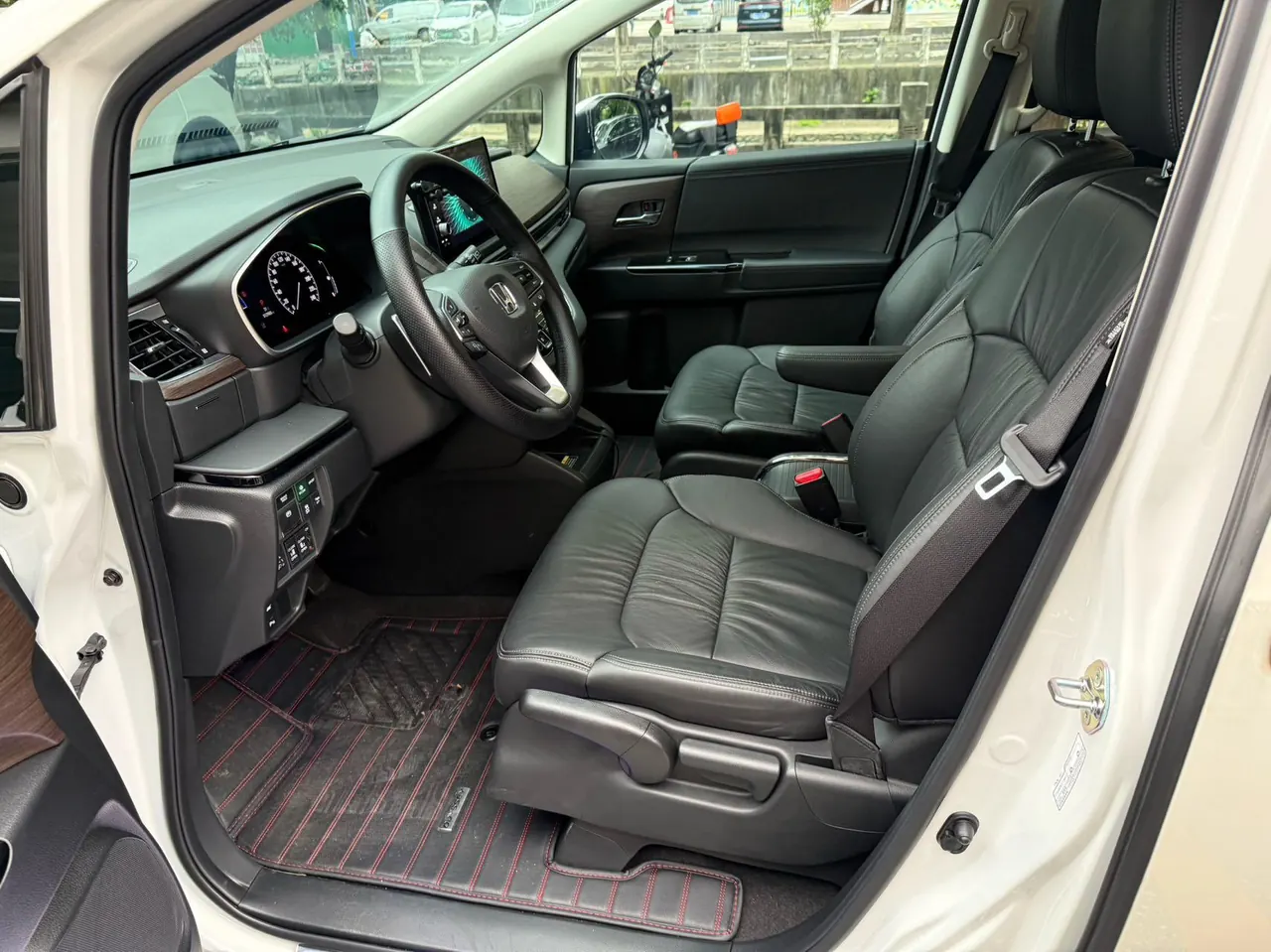 Honda 2024 Odyssey Hybrid 2.0 Stepless Sharp Smart Edition Automatic Gear 7