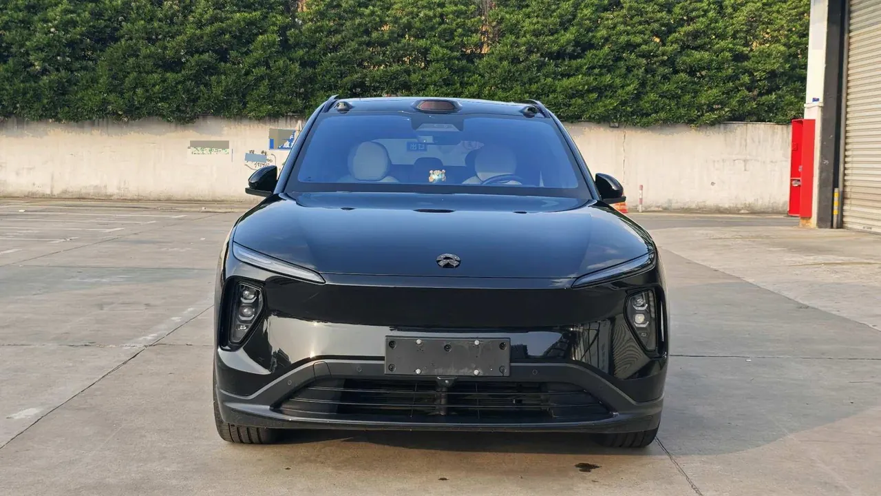 NIO 2023 ES6 75kWh automatic gear 2