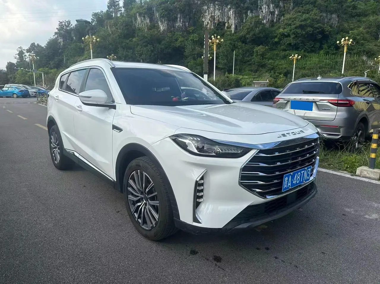 Jetour 2023 X70 PLUS 1.5T self-improvement PRO7 automatic gear 3