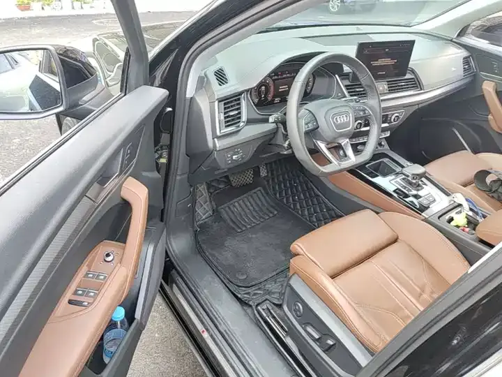 Audi Q5L 2022 model, facelifted, 40T Luxury Dynamic Edition 12