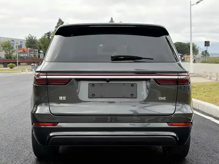 Li ONE 2020 extended 6-seat version 5