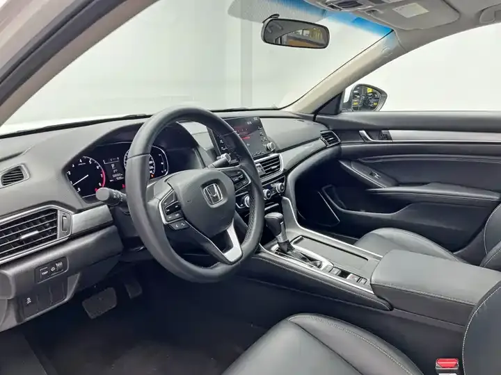 Yingshi 2019 260TURBO exquisite version of the country VI 12