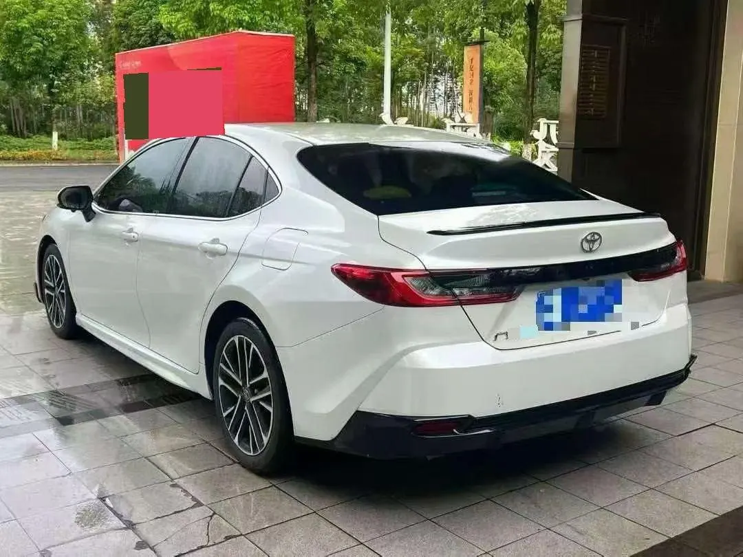 Toyota 2026 Camry Double Engine 2.0HSE Stepless Sports Lite Edition Automatic Gear 3