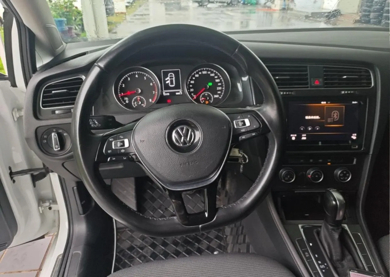 Volkswagen 2020 Golf 7 1.4TSI 280TSI Comfortable Automatic 3