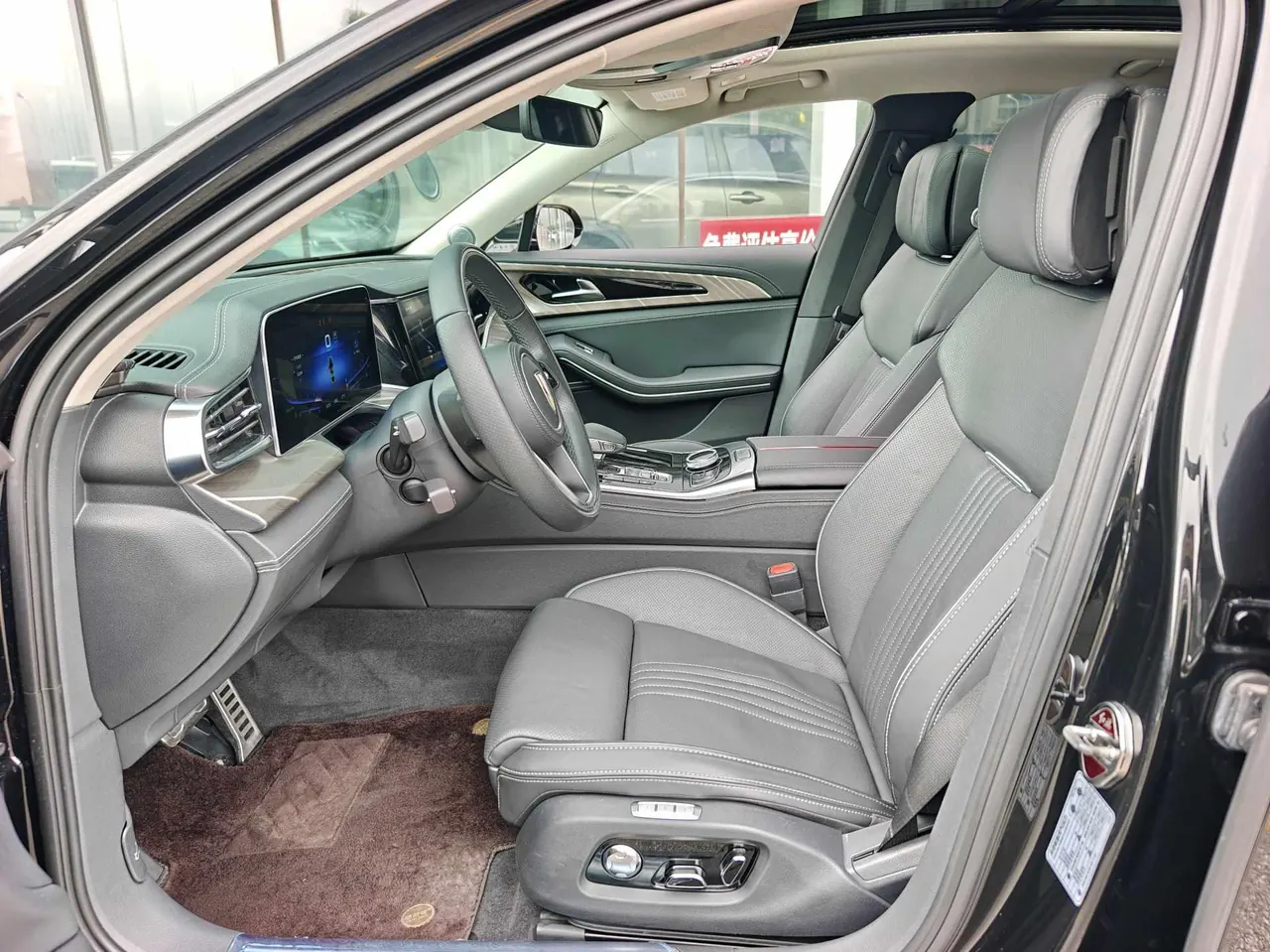 HongQi 2020 H9 48V 2.0T Zhilian Flag Edition Automatic Gear 14