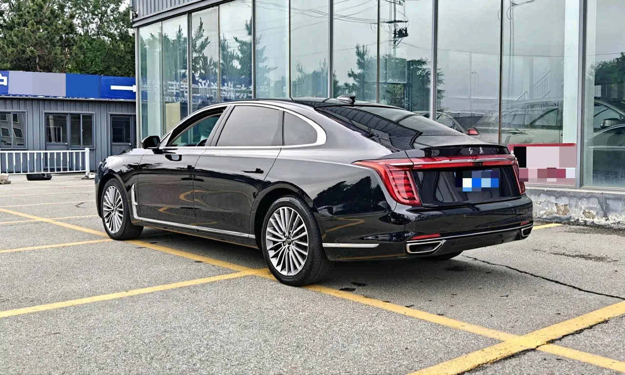 HongQi 2020 H9 48V 2.0T Zhilian Flag Edition Automatic Gear 4
