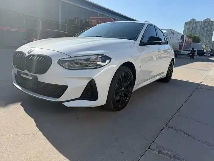 BMW 1 Series 2021 125i M Sports Obsidian Night Edition - View 1