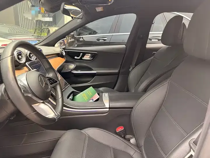 Mercedes Benz Class C 2023 C 260 L 4