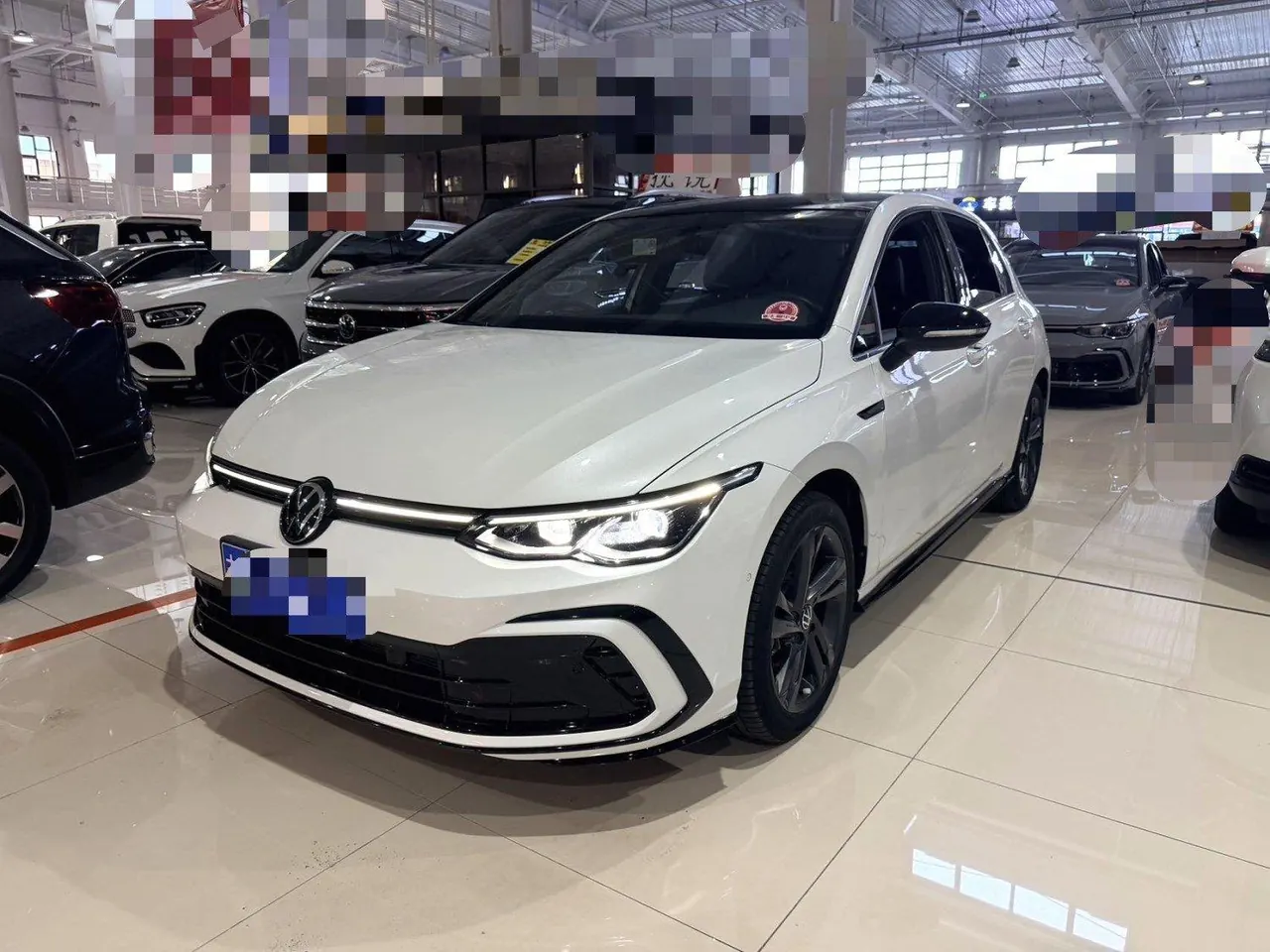 Volkswagen 2023 Golf 8 R-Line 1.4TSI 280TSI Lite Automatic - View 1
