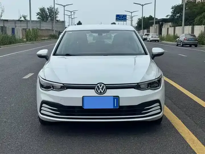 Golf 2023 200TSI DSG Pro 2