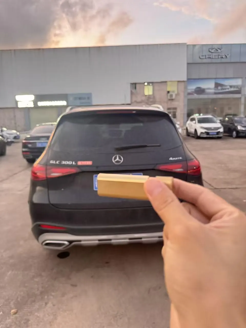 Mercedes Benz 2026 GLC 300 L 4MATIC 48V 2.0T dynamic 7-seat automatic gear 3