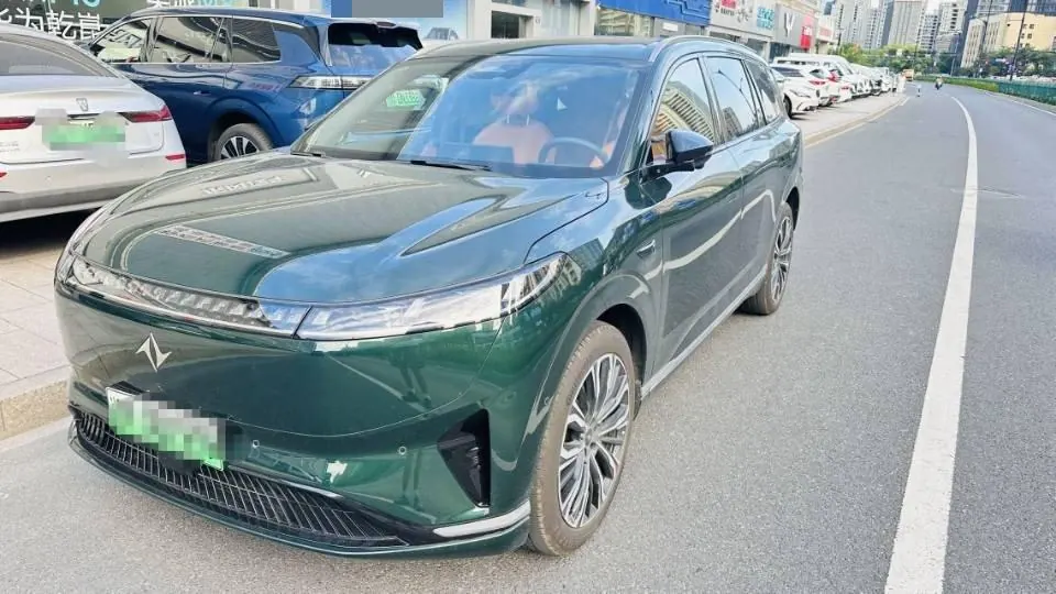 Open image lightbox: Yi Pai 2026 eπ 008 Pure Electric Home Edition 6-seat Automatic Gear