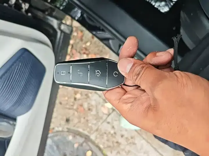 Song PLUS New Energy 2024 Glory Edition DM-i 110km Flagship PLUS 12
