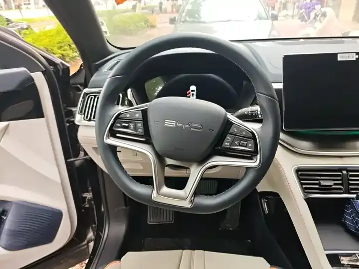 Song PLUS New Energy 2024 Glory Edition DM-i 110km Flagship PLUS 3
