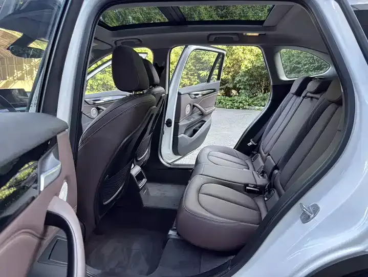 BMW X1 2022 sDrive20Li fashion 11