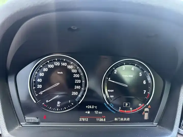 BMW X1 2022 sDrive20Li fashion 4