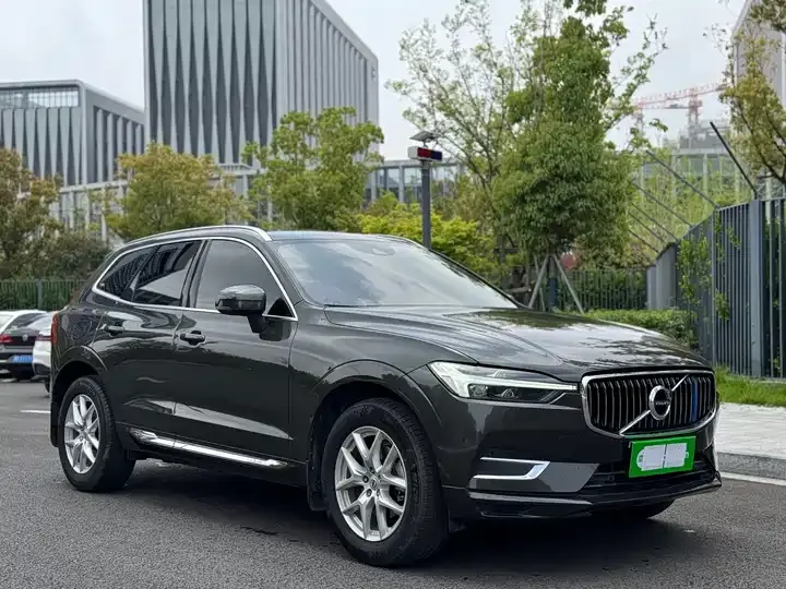 Volvo XC60 2021 T5 4-wheel-drive Zhiyi Deluxe Edition 3