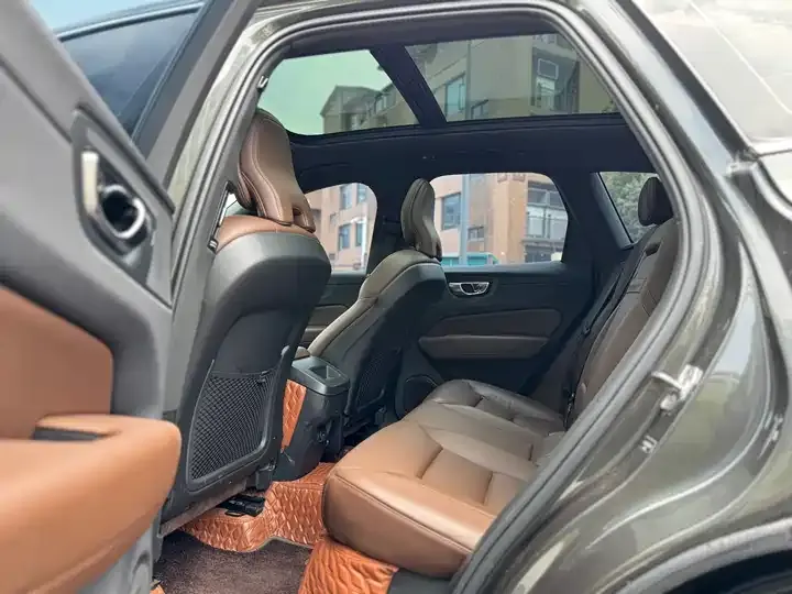 Volvo XC60 2021 T5 4-wheel-drive Zhiyi Deluxe Edition 8