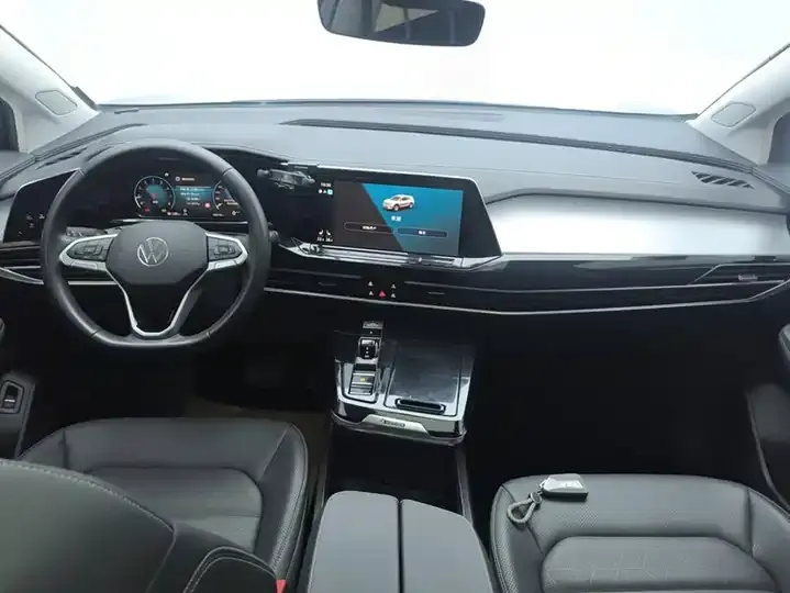 The 2024 380TSI four-wheel drive luxury version Pro 6 seats 12