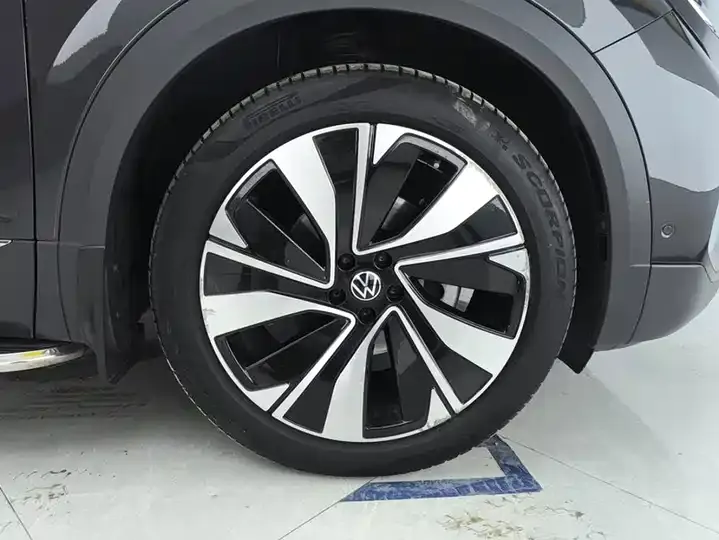 The 2024 380TSI four-wheel drive luxury version Pro 6 seats 6