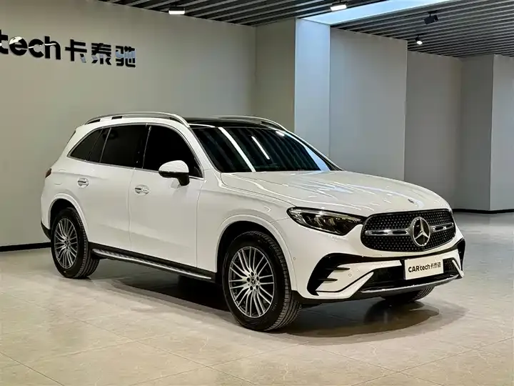 Mercedes Benz GLC 2025 changed to GLC 300 L 4MATIC dynamic 5 seats 2