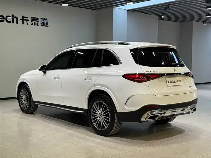 Mercedes Benz GLC 2025 changed to GLC 300 L 4MATIC dynamic 5 seats 6