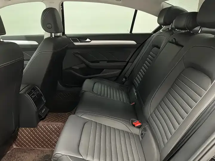 Magotan 2023 2 million Commemorative Edition 280TSI DSG Leading Model 11