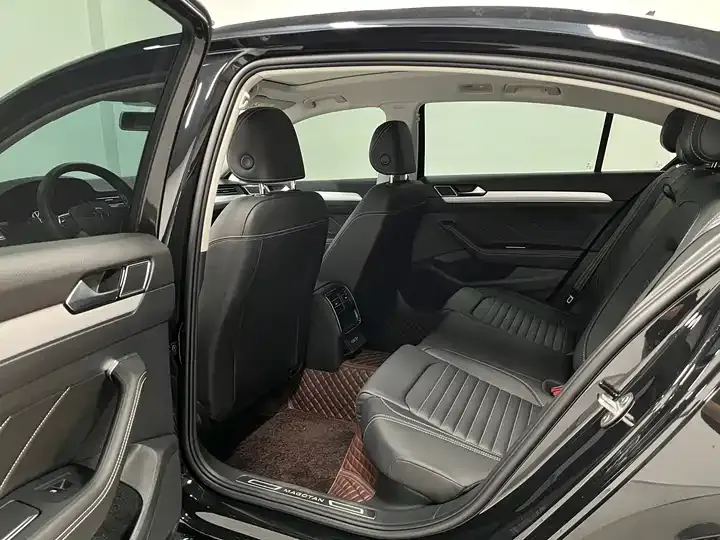 Magotan 2023 2 million Commemorative Edition 280TSI DSG Leading Model 8
