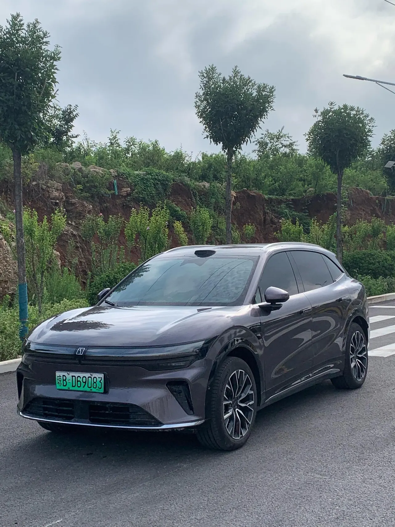 Открыть галерею: Zeekr 2026 Zeekr 7X 75kWh rear drive MAX version automatic gear