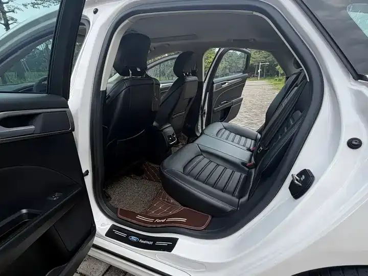 Mondeo 2020 EcoBoost 180 Luxury Model 11
