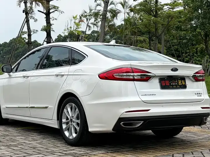 Mondeo 2020 EcoBoost 180 Luxury Model 4