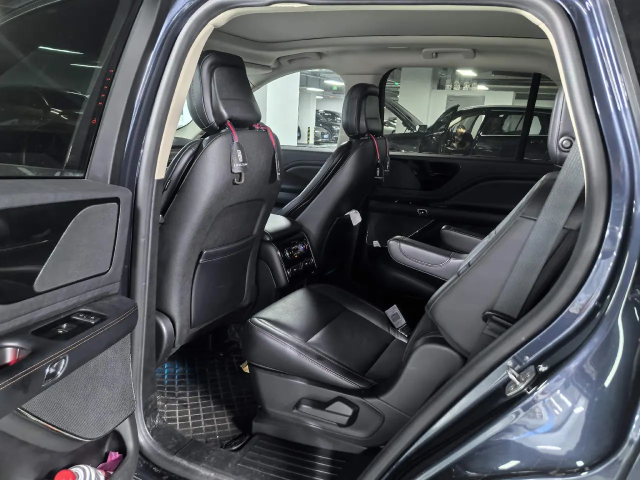 Lincoln 2020 Aviator 3.0T V6 4-wheel Drive Premium Edition Automatic Gear 4