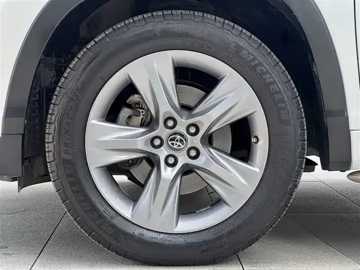 Highlander 2021 2.0T Two-Drive Deluxe Edition 7 12