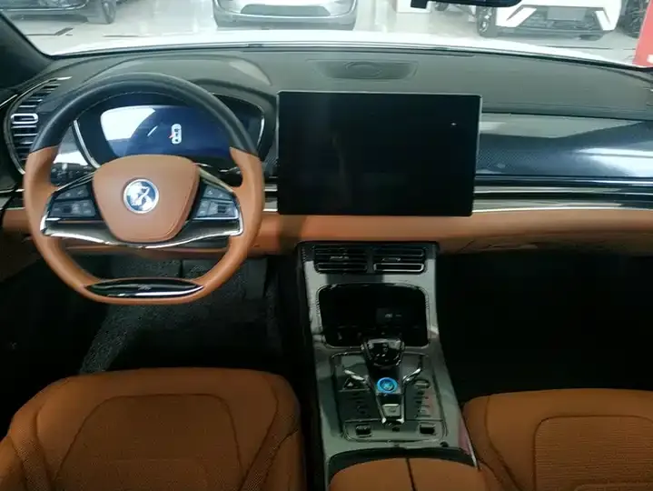 Han 2022 DM-i 121KM Honor Model 12