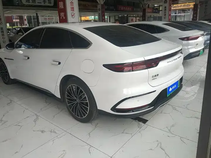 Han 2022 DM-i 121KM Honor Model 3
