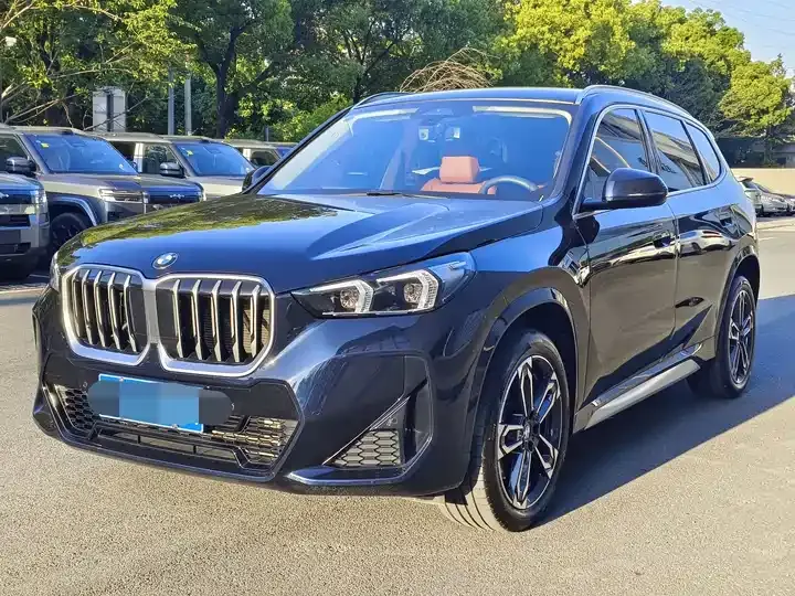BMW X1 2026 sDrive25Li M Sport Suit - View 1