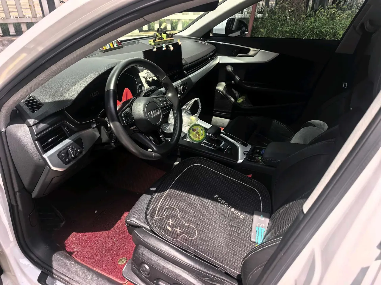 Audi 2020 A4L 2.0TFSI 40TFSI Deluxe Dynamic Automatic 4