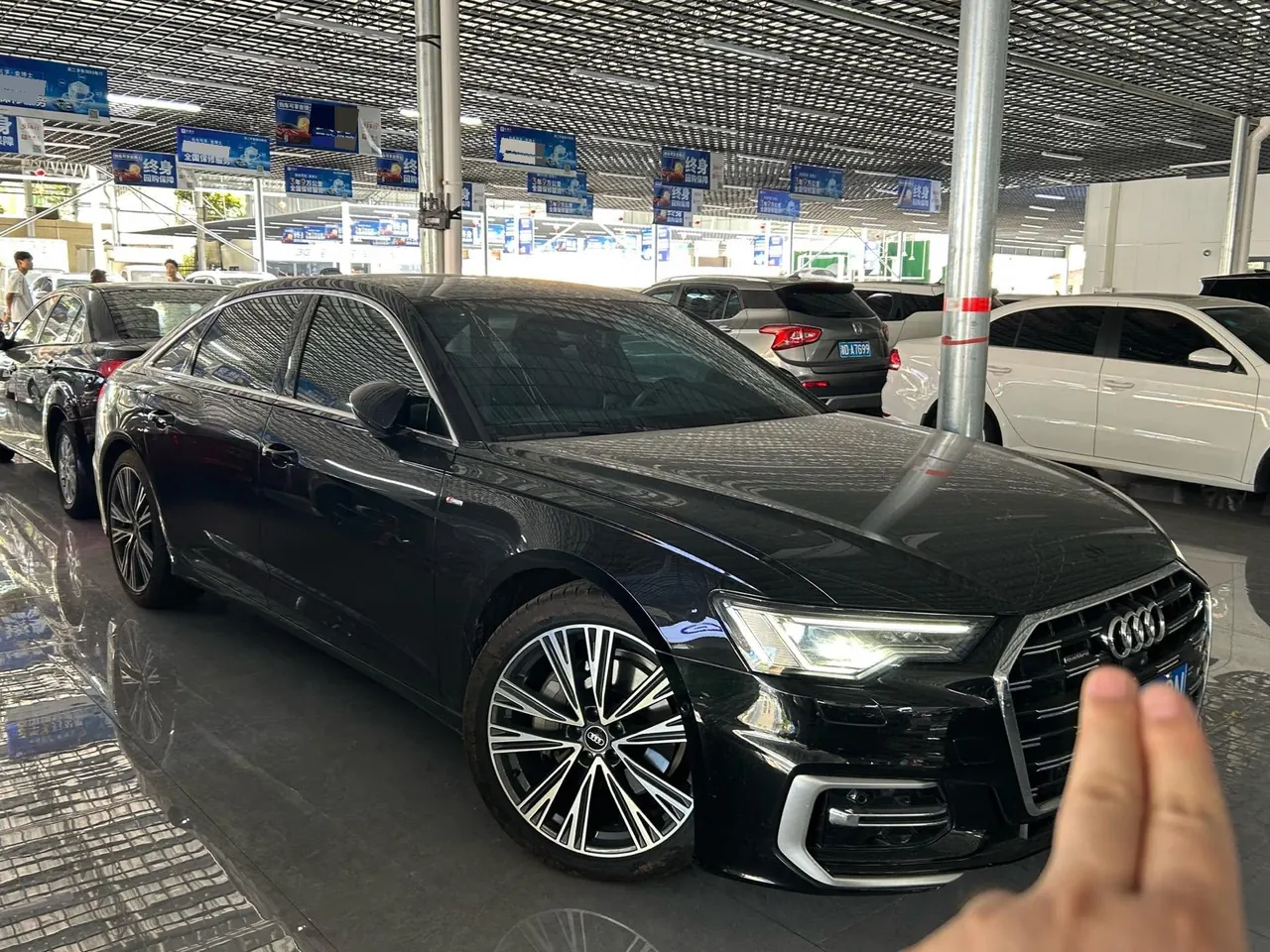 Audi 2024 A6L 2.0TFSI 45TFSI Quattro enjoy dynamic automatic transmission 2