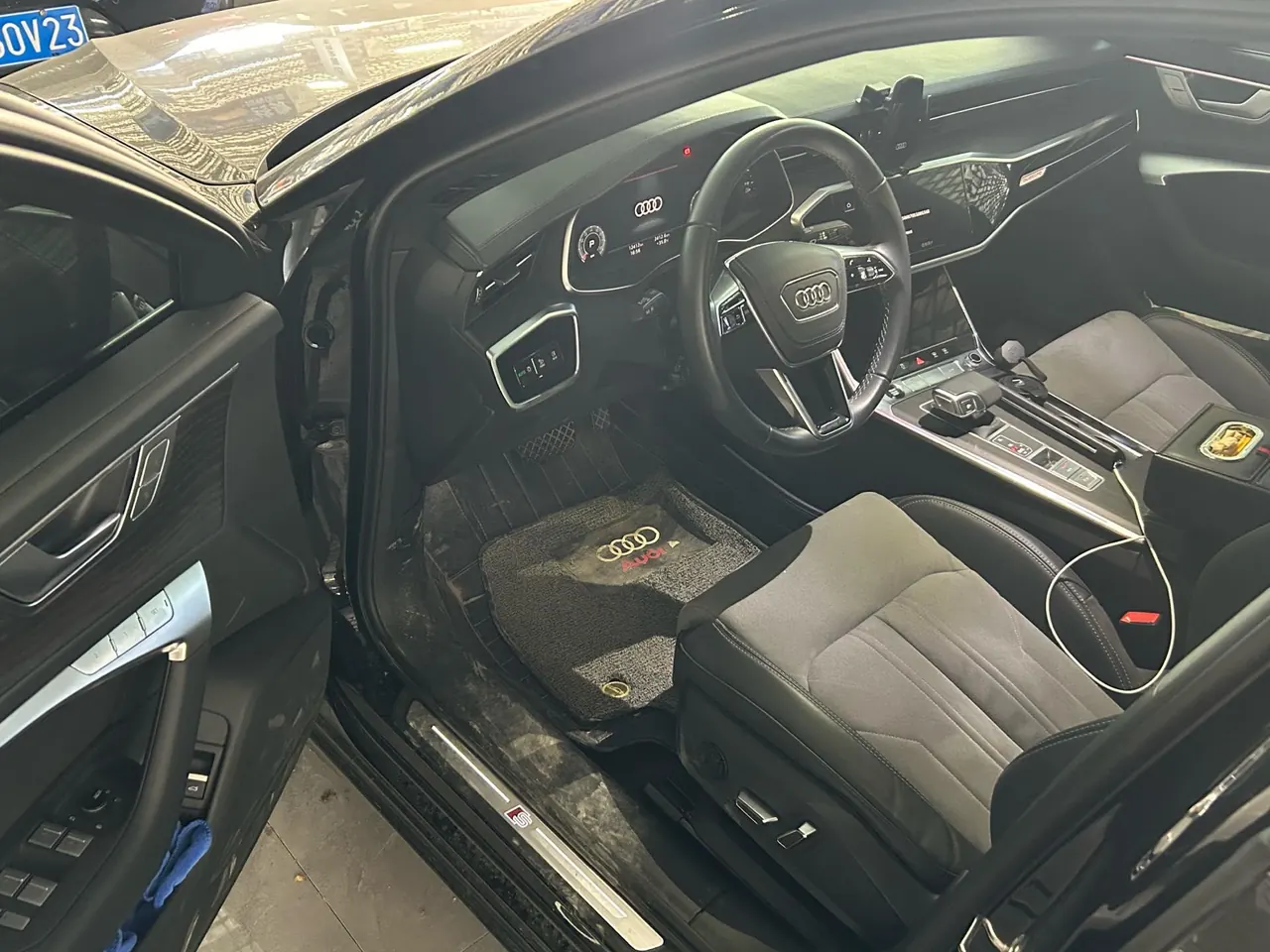 Audi 2024 A6L 2.0TFSI 45TFSI Quattro enjoy dynamic automatic transmission 6