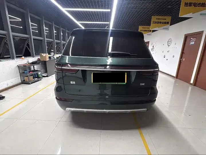 Li ONE 2021 extended 6-seat version 3