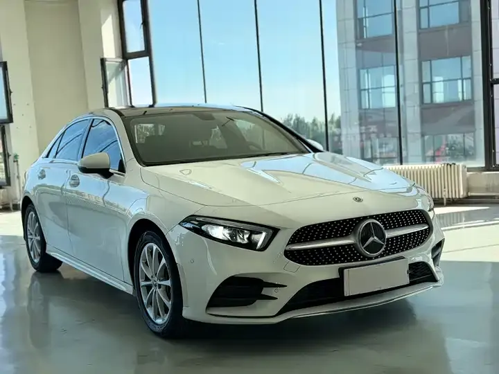 Mercedes Benz Class A 2020 Model Modified A 200 L Sports Sedan Fashion Model 3
