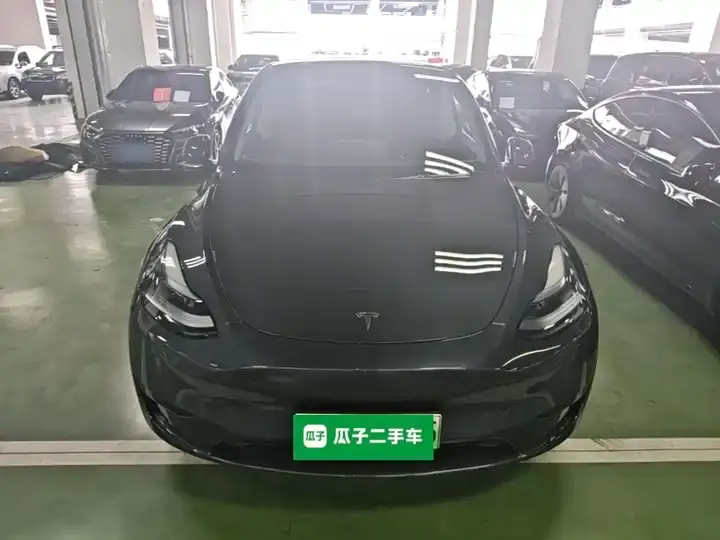 Model Y 2024 rear-wheel drive version 3