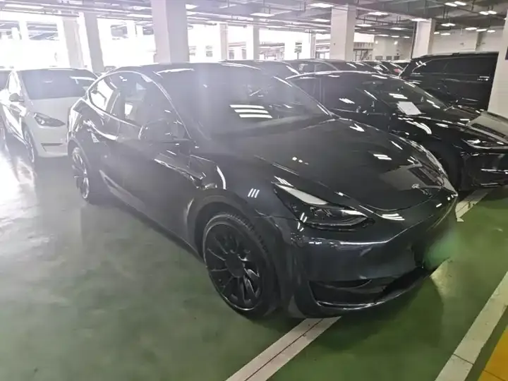 Model Y 2024 rear-wheel drive version 4