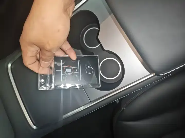 Model Y 2024 rear-wheel drive version 9