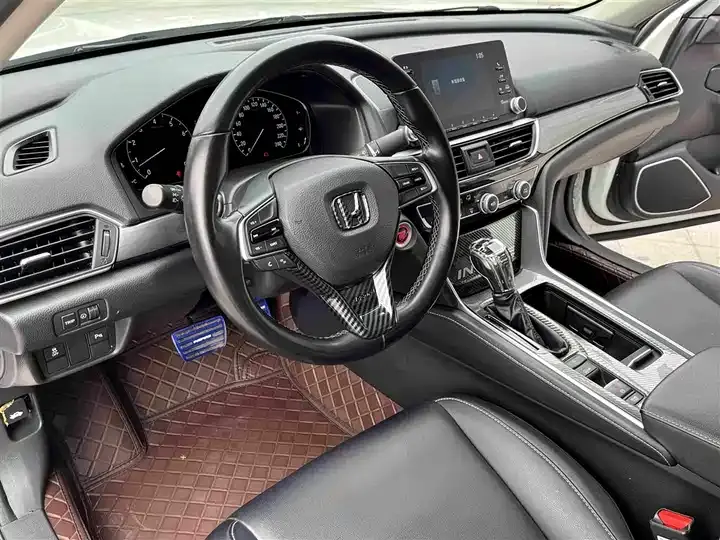 Yingshi 2019 260TURBO exquisite version of the country VI 10
